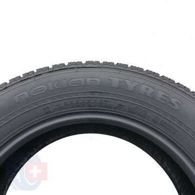 5. 2 x NOKIAN 225/60 R17 103H XL WR SUV 4 Zima 2021 5,8-6,8mm