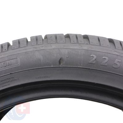 9. 4 x DUNLOP 225/50 R18 99H XL SP Winter Sport 3D A0 Zima 2017 6,3-7,8mm