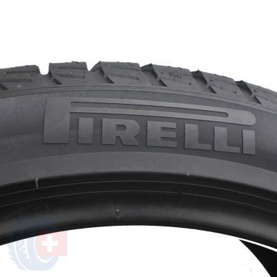 4. 2 x PIRELLI 245/40 R19 98H XL WinterSottozero 3 Zima 5-5.6mm