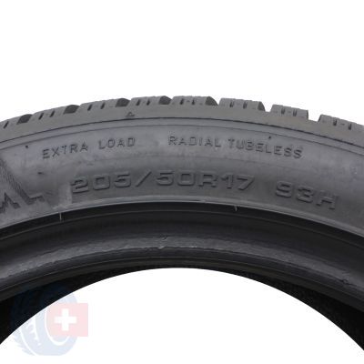 5. 2 x DUNLOP 205/50 R17 93H XL Winter Sport 5 Zima 2016 8,6mm