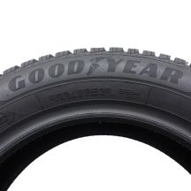 4. Opony 205/60 R16 2x GOODYEAR 92H Ultra Grip Zimowe 2019 8-8,2mm