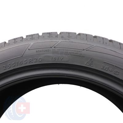 5. 4 x DUNLOP 255/45 R20 101V A0 SP Winter Sport 3D Zima 2021 6,8-7mm