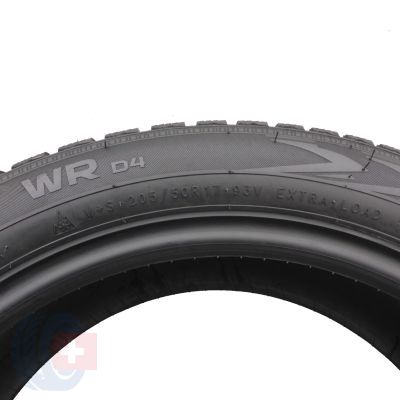 5. 4 x NOKIAN 205/50 R17 93V XL WR D4 Zima 2015 7,8-8mm