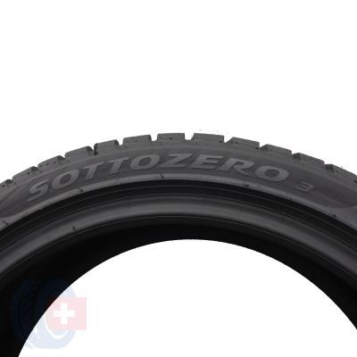 7. 2 x PIRELLI 225/40 R18 92V Sottozero 3 Winter KS Zima 2021 6,8-7,5mm