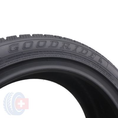 5. 4 x GOODRIDE 235/45 R17 97H XL SW 608 Zima 7mm 2022