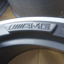 8. 4 x Alufelgi 21 MERCEDES 5x112 Et52,5/38 10/11J Original AMG TPMS