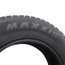 5. 4 x MAXXIS  215/70 R16 100T VictraSnow SUV Zima  6-6.8mm