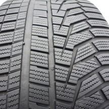 8. 4 x HANKOOK 275/40 R22 107V XL Winter I*cept evo 2 SUV W320A A0 Zima 2019 6-7,2mm 