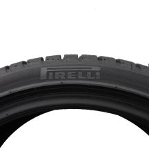 6. 2 x PIRELLI 225/40 R18 92V Sottozero 3 Winter KS Zima 2021 6,8-7,5mm