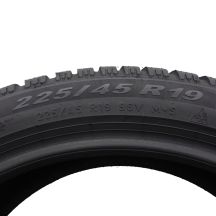 5. 4 x PIRELLI 225/45 R19 96V XL Winter 2 Cinturato Zima 2021, 2022 7-7,5mm