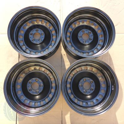 10. 4 x Felgi stalowe 17  MERCEDES  5x112  6,5J Et38 GLA TPMS  Jak Nowe