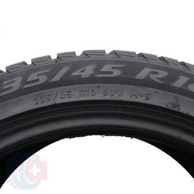 4. 2 x PIRELLI 235/45 R18 98V XL Sottozero 3 Winter Zima 2023 6,2-6,8mm