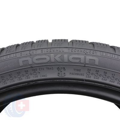 4. 2 x NOKIAN 235/40 R18 95V XL WR A4 Zima 2018/19 6,5-7mm