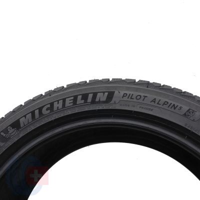 5. 2 x MICHELIN 235/45 R19 99V XL Pilot Alpin 5 Zima 2018, 2020 5,2-5,5mm