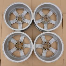 9. 4 x Alufelgi 16 CHRYLSER HONDA HYUNDAI MAZDA MITSHUBISHI 5x114,3 6,5J Et45 Tuscon Sebring