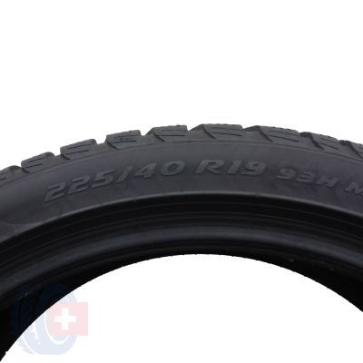 5. 2 x PIRELLI 225/40 R19 93H XL Sottozero 3 Winter MO Zima 6-6,5mm 2019