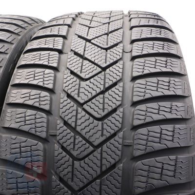 3. 2 x PIRELLI 235/40 R19 96V XL Sottozero 3 Winter Zima 2021 6,8mm