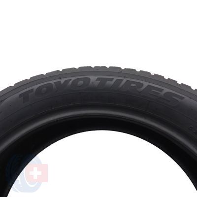 8. 4 x TOYO 215/55 R18 99V XL Observe S944 Zima 6,2-7,2mm 2021