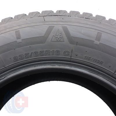 4. Opony 235/65 R16C 2xBRIDGESTONE 115/113R Blizzak W810 Zimowe 2016 8,5-9mm