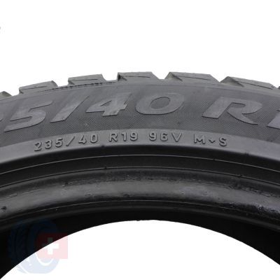 9. Opony 235/40 R19 4x PIRELLI 96V XL Winter Sottozero 3 Zimowe 2019 5,5-6,2mm