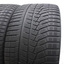 3. 2 x HANKOOK 295/30 R20  101W  XL Winter I Cept Evo 2 Zima  5mm 