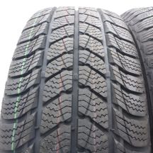 3. Opony 225/55 R17C 4x UNIROYAL 109/107T SnowMax 3 Zimowe 2022 Nieużywane 