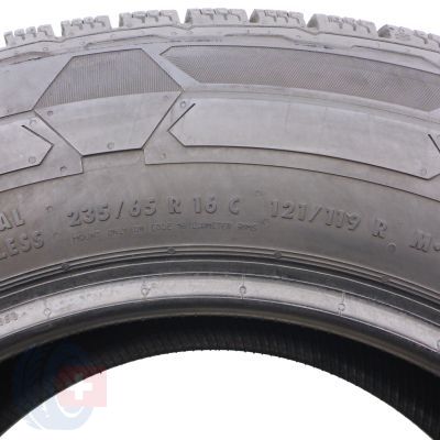 3. 1 x CONTINENTAL 235/65 R16C 121/119R VanContact Winter Zima 2021 7,8mm