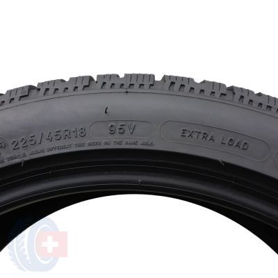 4. 2 x MICHELIN 225/45 R18 95V XL Pilot Alpin PA4 Zima 2018 6,4-7mm