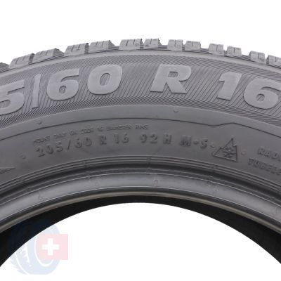 7. 2 x SEMPERIT 205/60 R16 92H Master-Grip 2 Zima 2018 6.5mm