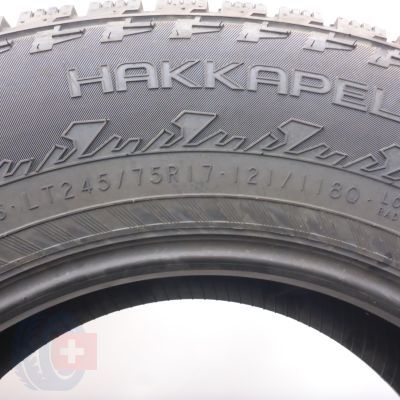 6. Opony 245/75 R17 4x NOKIAN 121/118Q Hakkapeliitta LT3 Zimowe 2019, 2020 Nieużywane  6. Opony 245/75 R17 4x NOKIAN 121/118Q Hakkapeliitta LT3 Zimowe 2019, 2020 Nieużywane