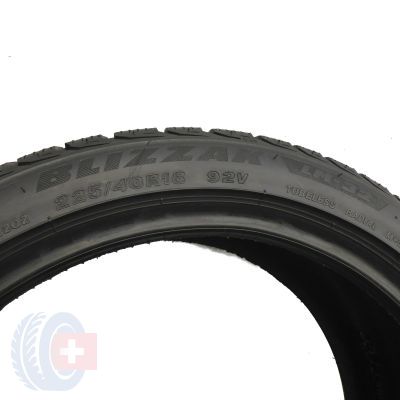 5. 2 x BRIDGESTONE 225/40 R18 92V XL Blizzak Lm-32 Zima 2013 6,2mm