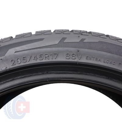 6. 4 x MOMO 205/45 R17 88V XL North Pole W-2 Zima 2020 8-8,2mm