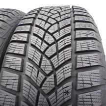 3. 2 x GOODYEAR 215/65 R16 98H UltraGrip Performance + Zima 2020 8mm