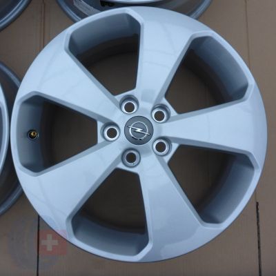2. 4 x Alufelgi 17 Opel 5x105 7J Et38 Original czujniki Mokka Mokka-X Astra-J Jak Nowe