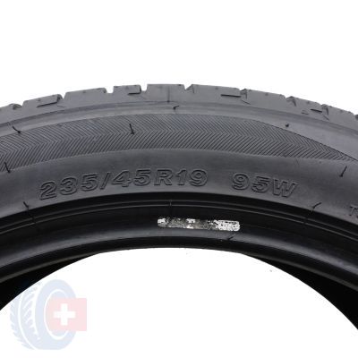 3. 1 x BRIDGESTONE 235/45 R19 95W Potenza S001 Lato 2016 6mm