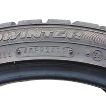 8. 2 x FALKEN 235/40 R18 95V XL EuroWinter HS439 Zima 2011 5-6mm