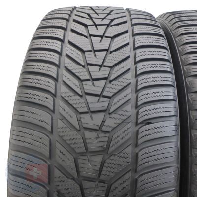 2. 2 x HANKOOK  245/45 R18 100V XL Winter I Cept Evo 3 Zima 6-6.5mm