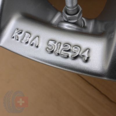 6. Alufelgi 17 MERCEDES 5x112 6,5J Et44 OXXO A-Klasse B-Klasse CLA GLA + czujniki