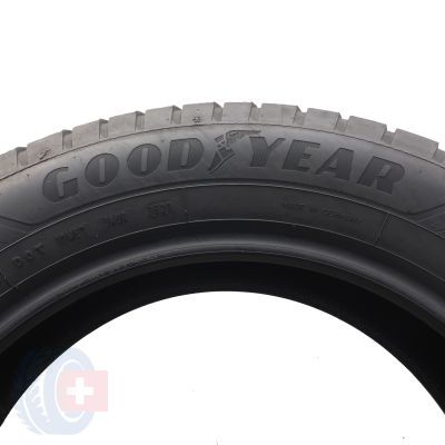 5. 235 55 19 4x GOODYEAR 105T XL UltraGrip Performance+ Zimowe 2022/23 7-7,2mm 