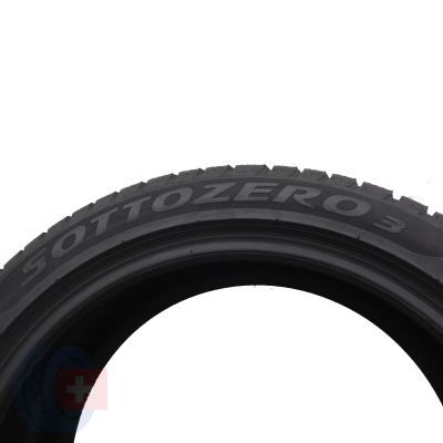 7. 4 x PIRELLI 245/40 R18 97V XL Sottozero 3 Winter A0 Zima 2022 5,8-6,2mm