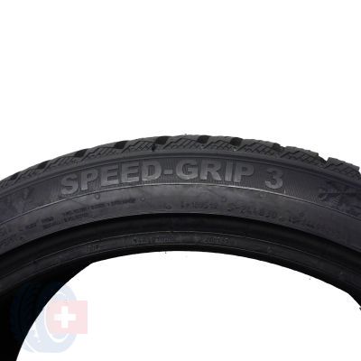 4. 1 x SEMPERIT 235/40 R19 96V XL Speed-Grip 3 Zima 2022 8,2mm