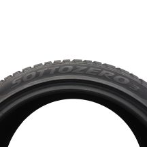 8. 2 x PIRELLI 235/40 R19 96V XL Sottozero 3 Winter Zima 2021 6,8mm