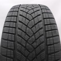 Opona 255/40 R21 1x GOODYEAR 102T XL UltraGrip Performance+SUV Zimowa 2024 7,8mm Jak Nowa
