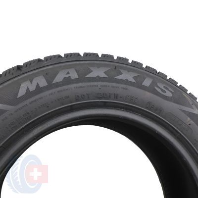 6. 4 x MAXXIS 145/70 R12 69T Presa Snow Wintermaxx Zima 2011 6,8-7mm
