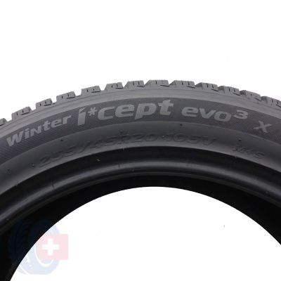 4. 2 x HANKOOK 255/45 R20 105V XL Winter I Cept evo 3 x W330A Zima 2020 5,5mm