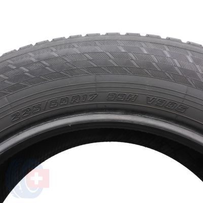 4. 2 x YOKOHAMA 225/60 R17 99H BluEarth Winter V905 Zima 2019 6,8mm