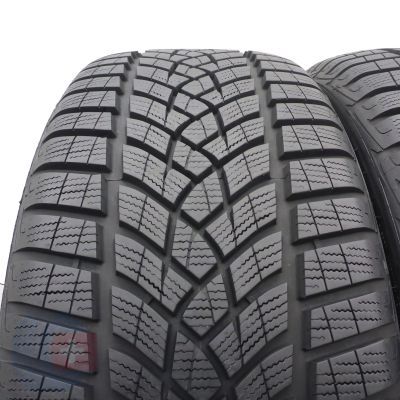 3. 2 x GOODYEAR 235/45 R20 100W XL UltraGrip Performance Zima 2018, 2019 8,5mm