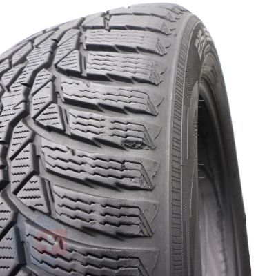 8. 4 x NOKIAN 215/55 R17 98H XL WR D4 Zima 2017 6,2-7mm