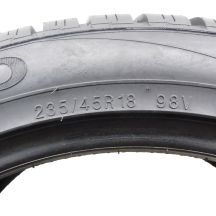 6. Opony 235/45 R18 2x KUMHO 98V XL I zen KW27 Zimowe 2015 8-8,5mm