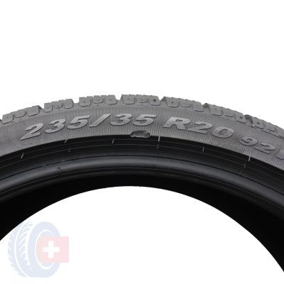 9. 2 x PIRELLI 235/35 R20 92W XL Sottozero Winter 270 Serie II Zima 2015 6,8mm